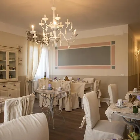 Il Biancospino Bed & Breakfast *